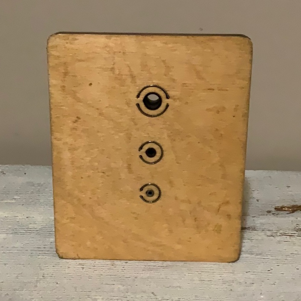 AccuCut Ellison 'Gift Tag Reinf' Wooden Die (4.75" x 5.75")